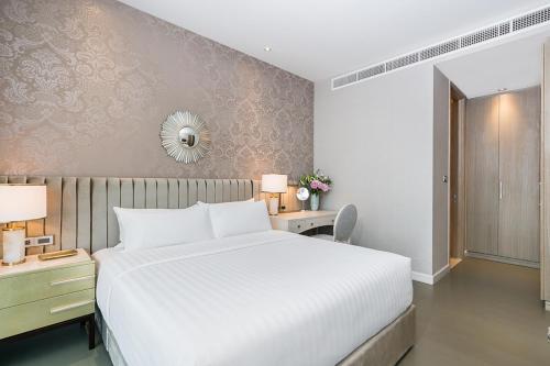 One-Bedroom Suite image 10