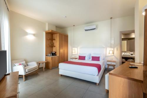 Airis Boutique Hotel & Suites - For adults only