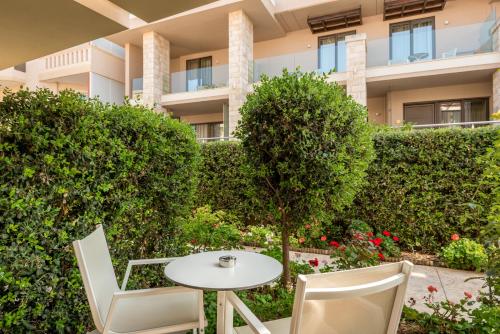 Airis Boutique Hotel & Suites - For adults only