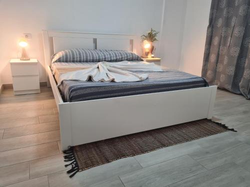 Apartment with Sea View image 10