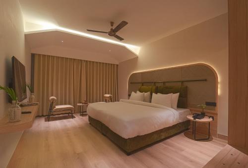 The Narayana Sanctuary - Luxe Poolside Suites by SALVUS
