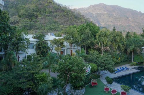 The Narayana Sanctuary - Luxe Poolside Suites by SALVUS