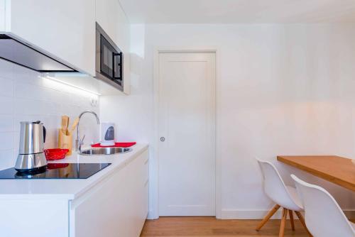 Lemago Porto Apartments - Sé 4