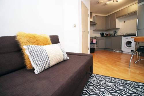 Centrally Located Spacious 2BR | CoHost Partners