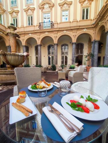 Grand Hotel Piazza Borsa - image 11