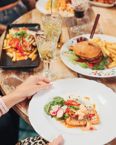 Food and beverages, Original Sokos Hotel Vaakuna Pori in Pori