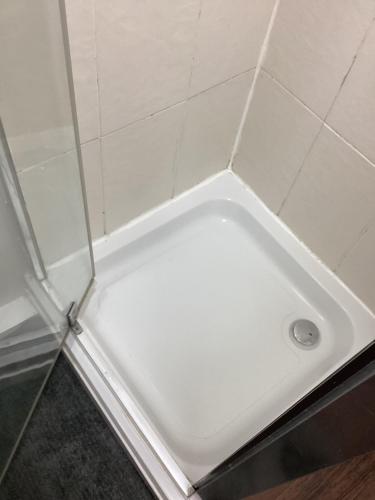 Train station studios /Parking Train station studios /Parking