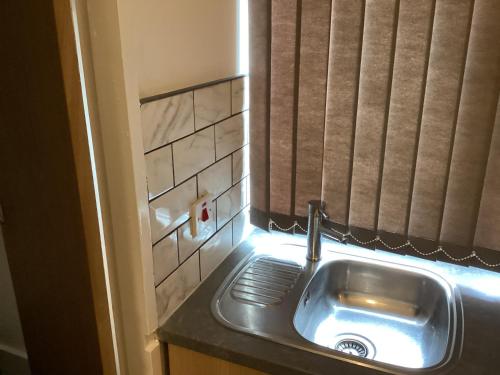 Train station studios /Parking Train station studios /Parking