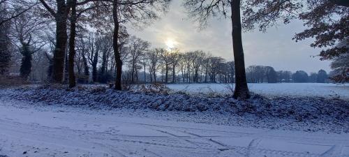 周邊環境, Hexenhäuschen im Ammerland (Hexenhauschen im Ammerland) in 阿彭