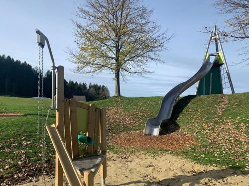 Ferienwohnung Schmölzer (Ferienwohnung Schmolzer) in 羅斯豪普滕