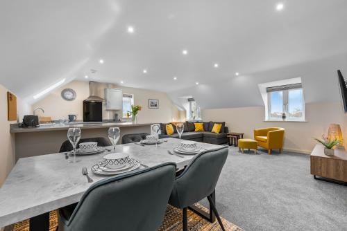 Iekārtas, Luxury Apartment in Stockton w/ Wifi, sleeps 4 in Longičingtona
