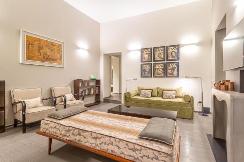 Spanish Steps DeLuxe Apartment - image 3