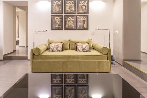 Spanish Steps DeLuxe Apartment - image 2