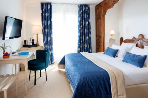 1 queen bed