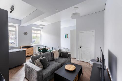 Modern flat in Old Town Kaunas - Parking & Self Check-In, Kaunas