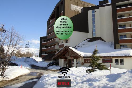 Superb view+Swim Pool+Smart TV+Netflix+Projector - Apartment - Huez