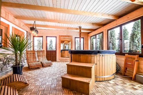 Pezsgőfürdő, Willa Pod Orłem Jacuzzi Sauna (Willa Pod Orlem Jacuzzi Sauna) in Koscielisko