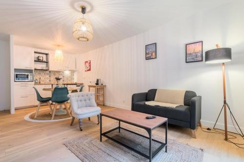 One bedroom apartment with parking & terrace - Location saisonnière - Croix