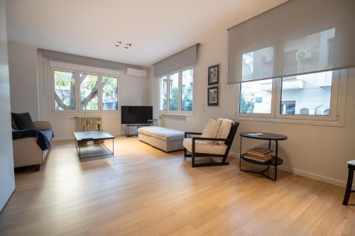 Kolonaki athens 2 bedrooms 4 persons flat by MPS, Ateny