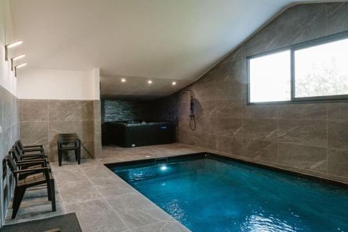 Loft avec Piscine SPA 6personnes gîte à louer Lespignan
