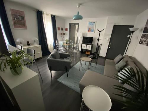 Appartement privé 2 pièces 42m proche centre - Location saisonnière - Schiltigheim