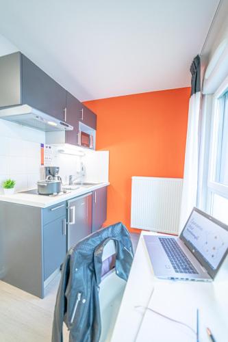 Studio Apartment - Twin