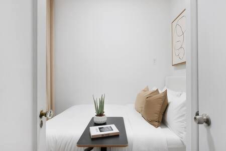 91-2A Stylish 3BR 2Bth with W D - image 10