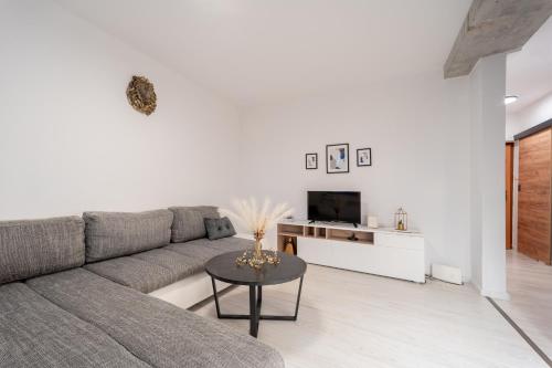 BarbyB Apartment - With free parking