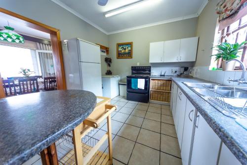 Graceland Self-Catering Cottages Graceland Self-Catering Cottages