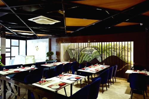 ห้องอาหาร, Hotel Trax International in ชัมเศทปุระ