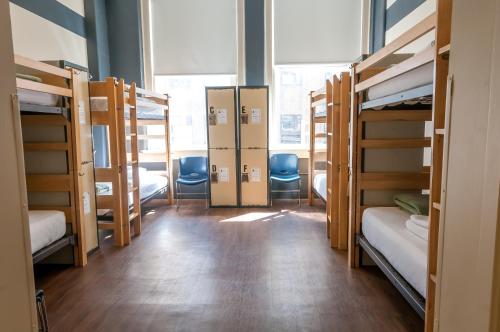 Bed in Women's 6-Bed Dorm Ensuite