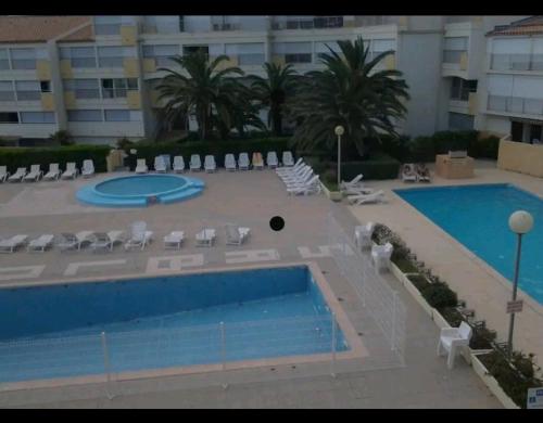 Jolie appartement avec piscine privé - Location saisonnière - Agde