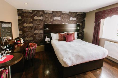 The Ashbourne Hotel - image 4