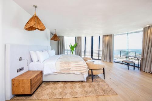 Penthouse Apartment image 5