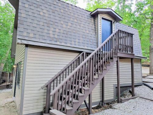 Tribesman Resort Luxury Villa # 7 on Table Rock Lake near Silver Dollar City, Branson in Branson, USA