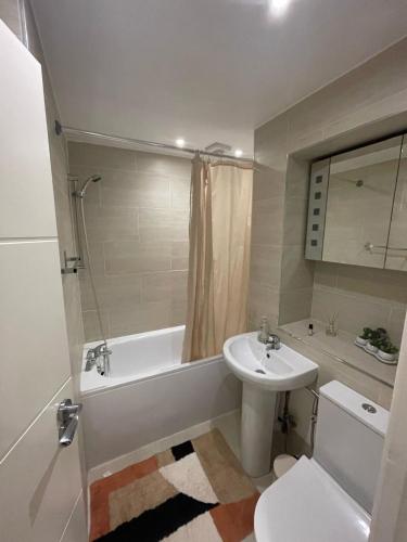 Central Point apartment - image 12