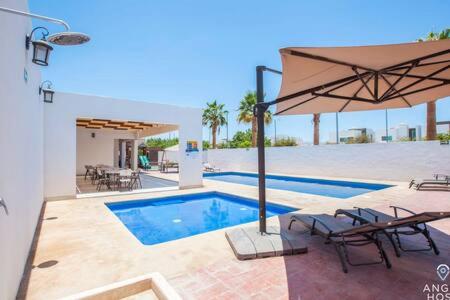 Spacious home with private yard and community pool in La Paz, Mexico