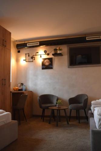 Urban Lodge Belgrade - image 3