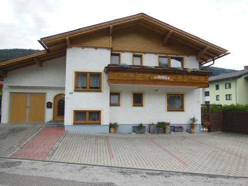 Ferienwohnung Dirlinger by Schladmingurlaub