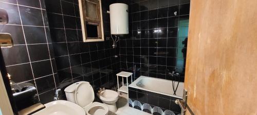 شقة مفروشة في المهندسين شارع البطل أحمد عبد العزيز الرئيسي