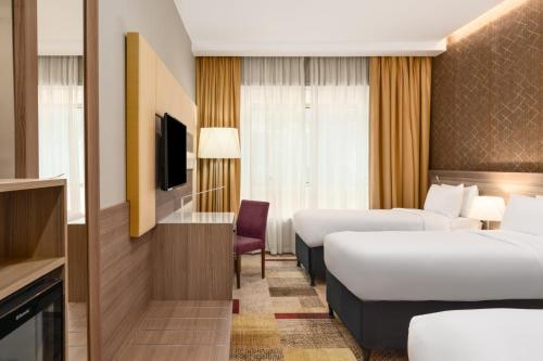 Classic Triple Room image 5