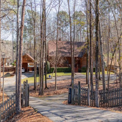 Autumn Woods Lodge in Evans, Vereinigte Staaten von Amerika