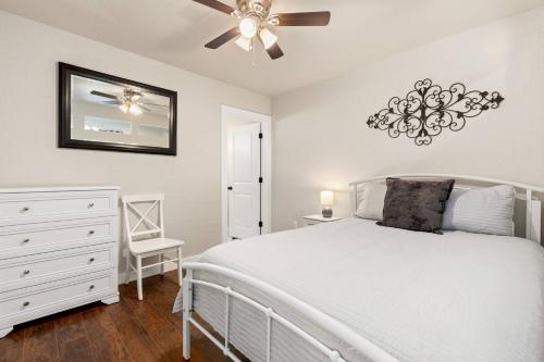 Courtside Getaway in San Antonio, USA