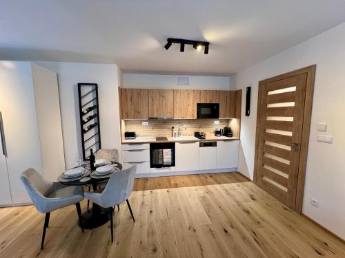 ห้องครัว, Golden Ridge Apartments in สปินเดิลรูฟ เมลิน