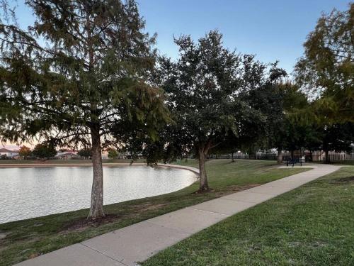 Entire Residential Home - 3B/2B in Katy, USA