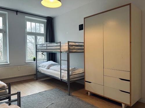 2 Schlafzimmer-Balkon-Küche-Parkplatz-Designerbad, Lipsk (zdjęcie 10)