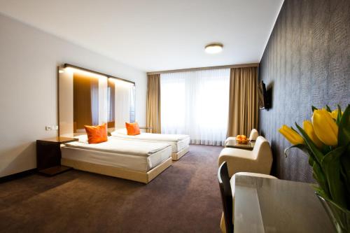 Platinum Palace Apartments