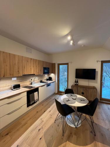 บริการและสิ่งอำนวยความสะดวก, Golden Ridge Apartments in สปินเดิลรูฟ เมลิน