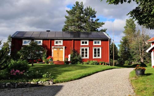 Idyllic Country House in the Swedish High Coast in Докста