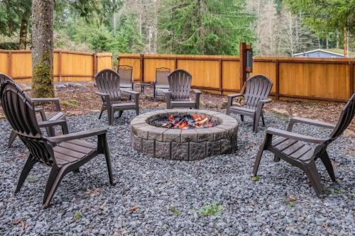 Mt. Rainier Cabin w/hot tub